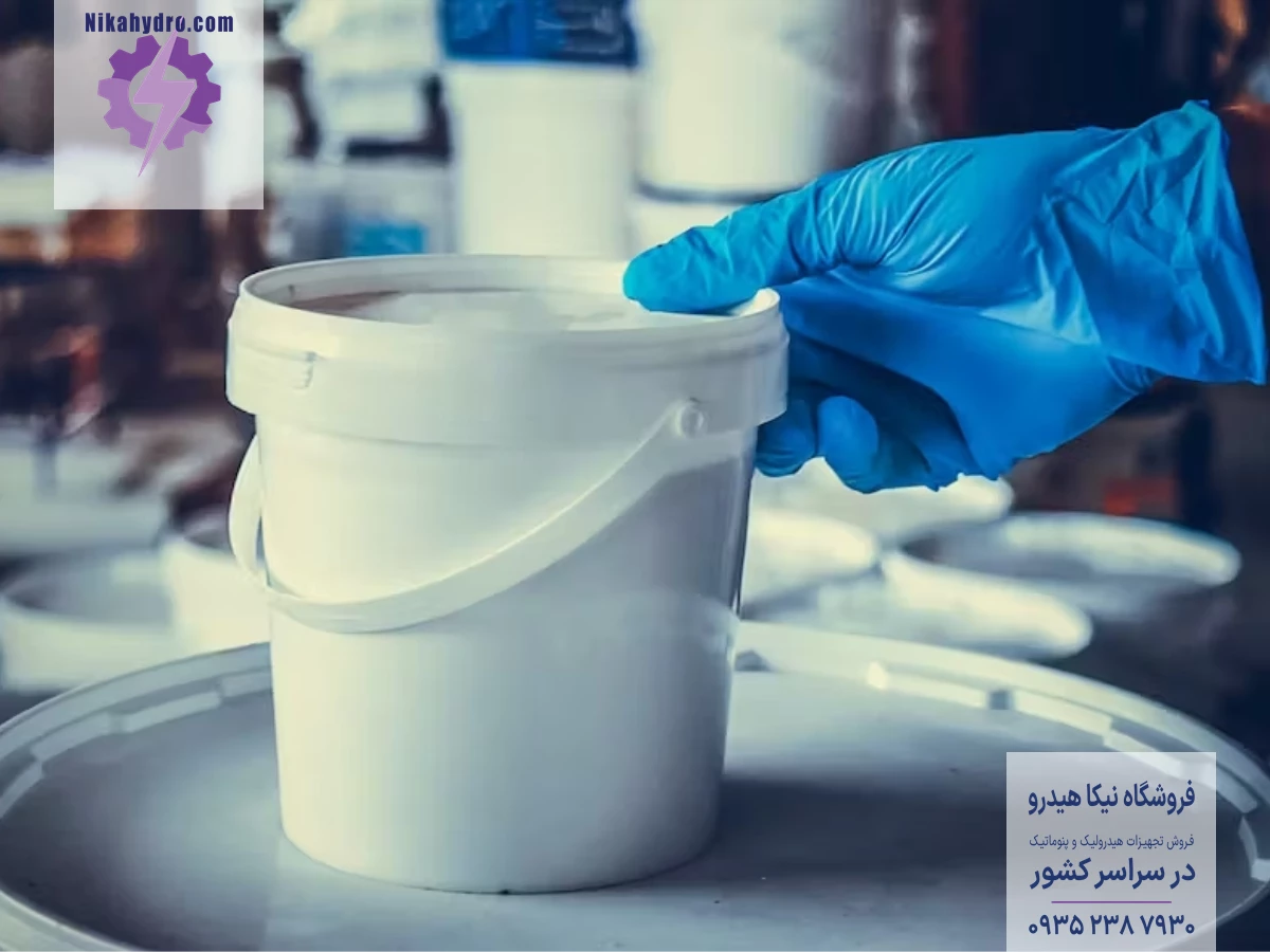 صنعت رنگ به طور مداوم در حال پیشرفت است و تولید کنندگان در تلاش برای یافتن راه حلهای نوآورانه برای افزایش کارایی و بهبود کیفیت محصولات خود هستند. یکی از این راه حلها که در صنعت موج میزند، استفاده از پمپهای دیافراگمی است.